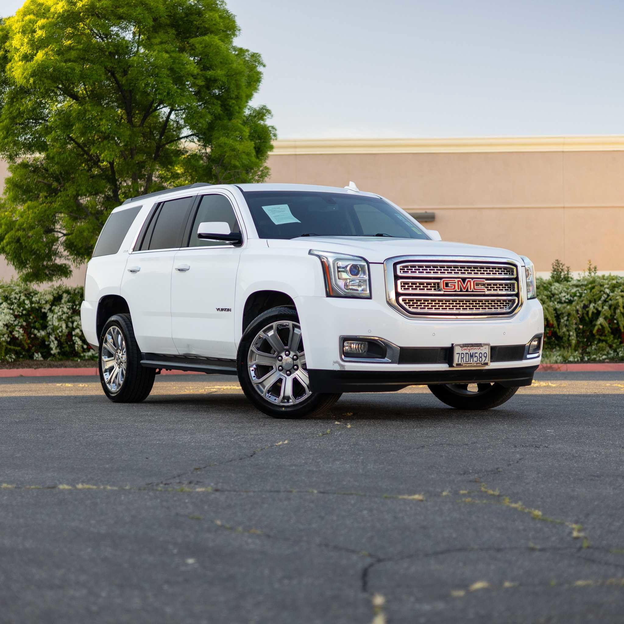 Used 2016 GMC Yukon SLE w/ Convenience Package RWD image 1