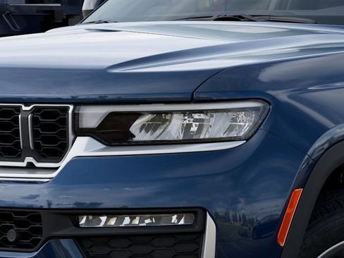 New 2026 Jeep Grand Cherokee Limited AWD/4WD image 10