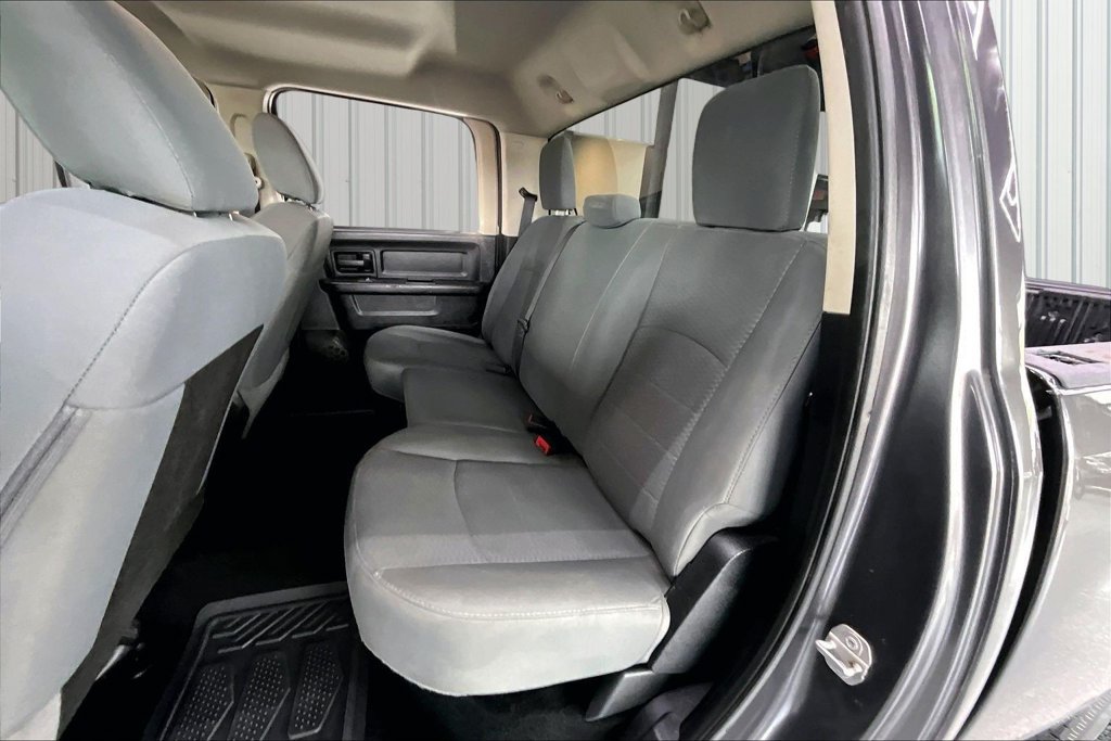 Used 2016 RAM 1500 ST w/ SXT Appearance Group AWD/4WD image 19