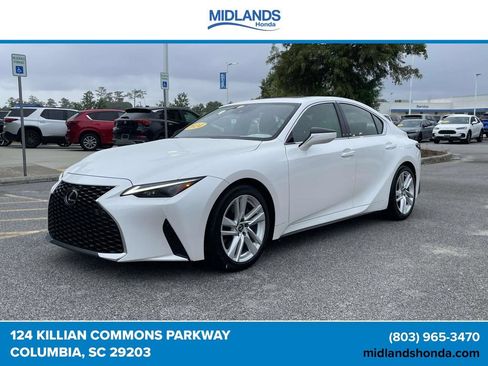 Used 2024 Lexus IS 300 w/ Comfort Package RWD image 3