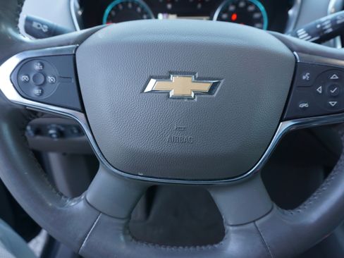 Used 2018 Chevrolet Traverse LT image 8