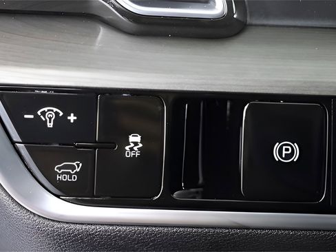 Used 2024 Kia Sportage X-Line w/ X-Line Premium Package image 29