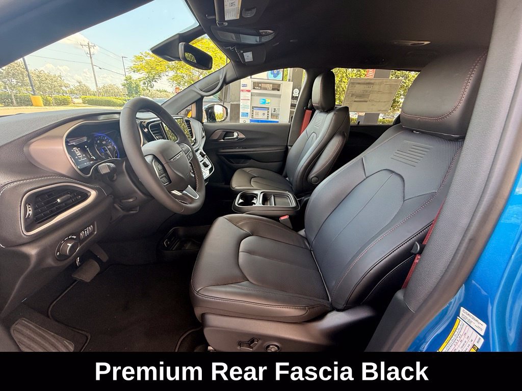 New 2027 Chrysler Pacifica Select FWD image 9