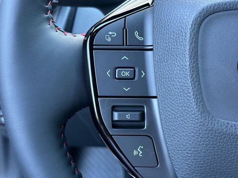 New 2026 Toyota Prius Plug-In Hybrid FWD image 27