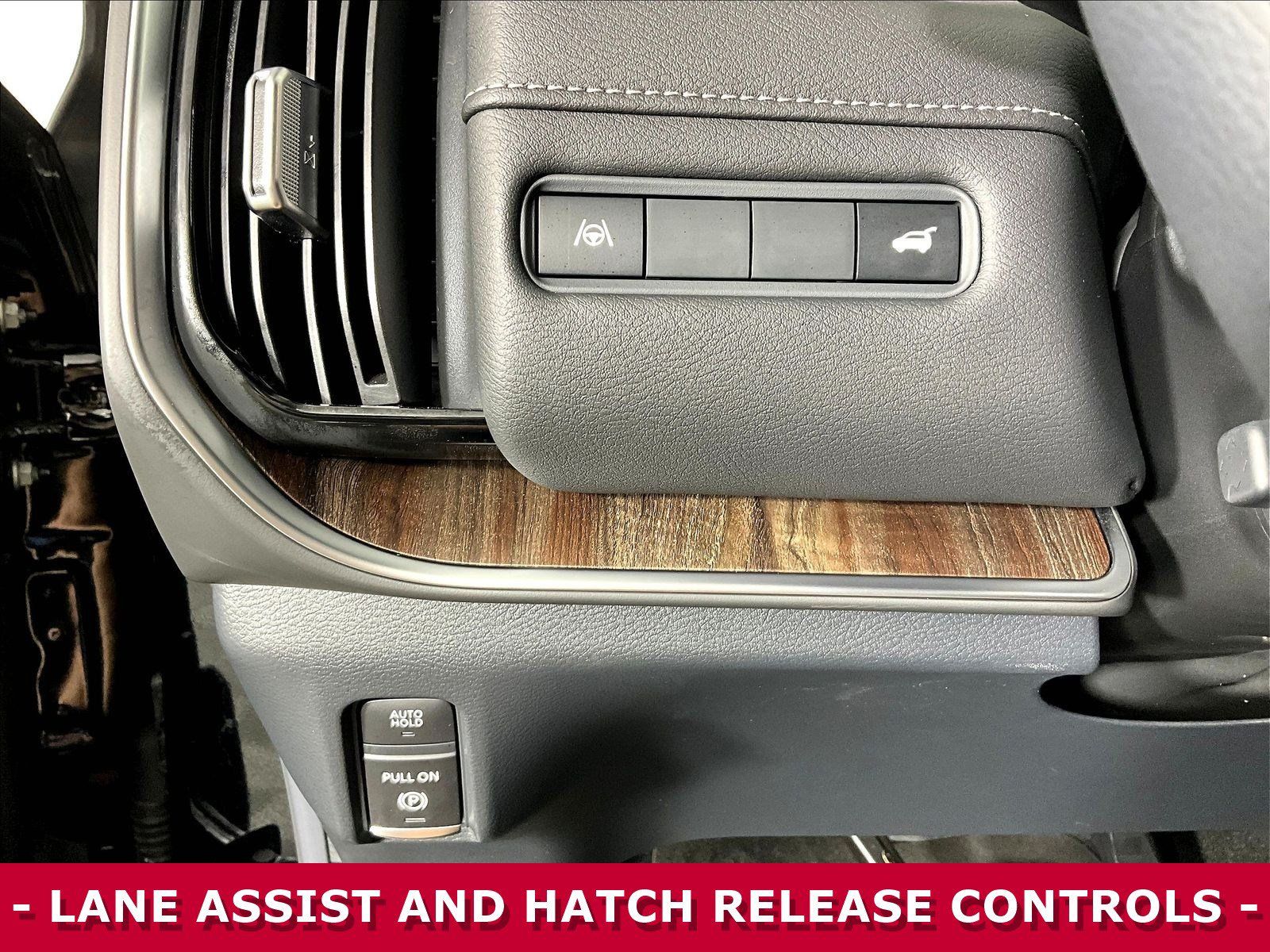 Certified 2026 Nissan Armada SL AWD/4WD image 37