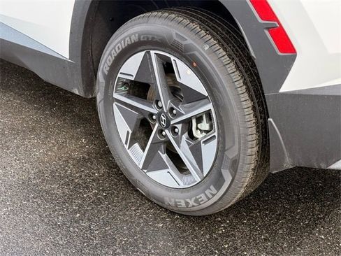 Certified 2025 Hyundai Tucson SEL image 20