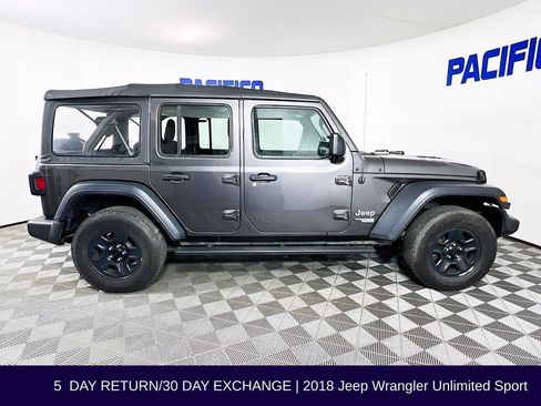 Used 2018 Jeep Wrangler Unlimited Sport AWD/4WD image 9