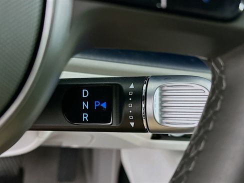 Used 2024 Hyundai Ioniq 6 SEL RWD image 25