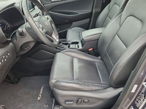 Used 2019 Hyundai Tucson Limited image 7