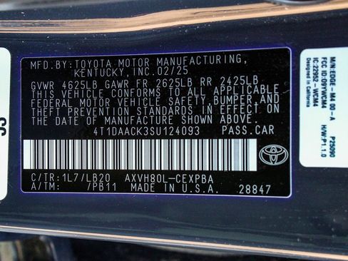 Used 2025 Toyota Camry XSE FWD image 14