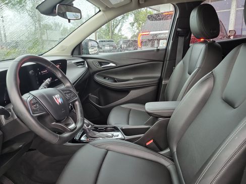 Used 2024 Buick Encore GX Sport Touring w/ Advanced Technology Package FWD image 9