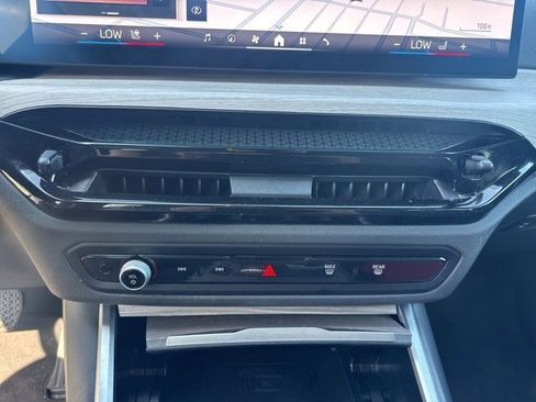 Used 2025 BMW 330i xDrive 330i xDrive image 18