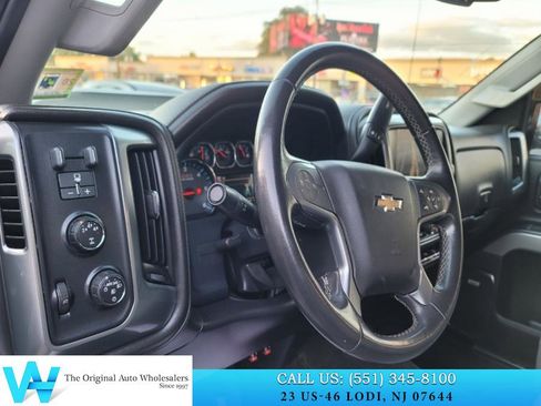 Used 2015 Chevrolet Silverado 2500 LTZ w/ LTZ Plus Package image 9
