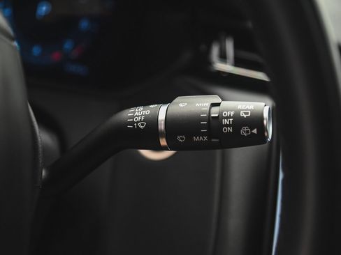 Used 2025 Land Rover Range Rover Velar S image 28