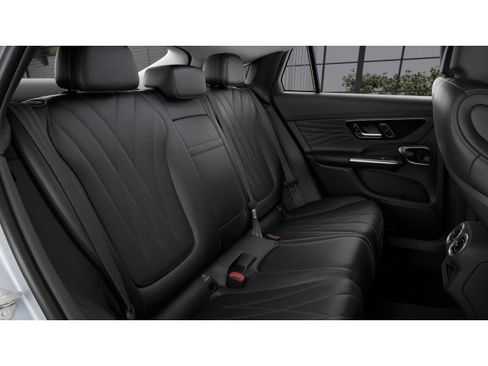 Certified 2025 Mercedes-Benz GLC 300 4MATIC image 26