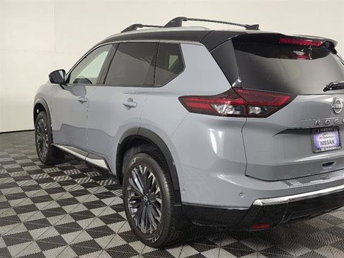 New 2026 Nissan Rogue Platinum image 6