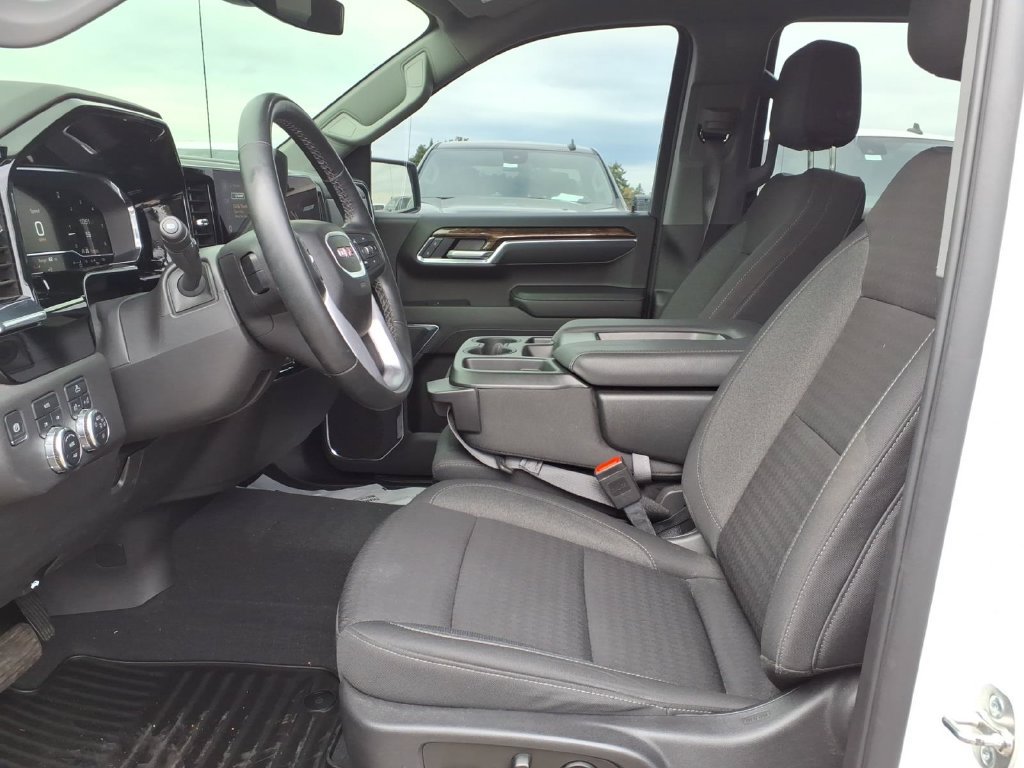 Used 2025 GMC Sierra 1500 Elevation AWD/4WD image 12