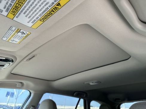 Certified 2025 Subaru Outback Premium AWD/4WD image 20