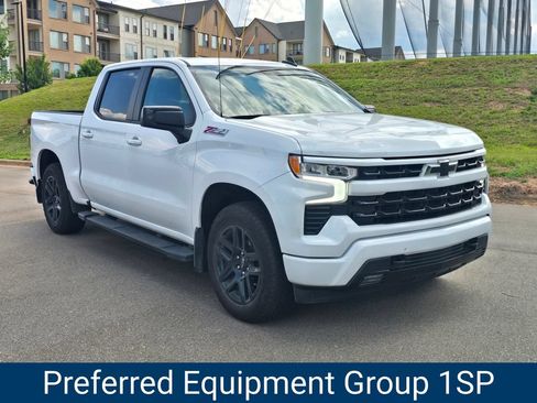 Certified 2025 Chevrolet Silverado 1500 RST w/ Convenience Package II AWD/4WD image 2