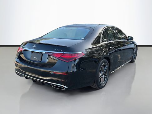 Used 2021 Mercedes-Benz S 580 4MATIC Sedan image 3