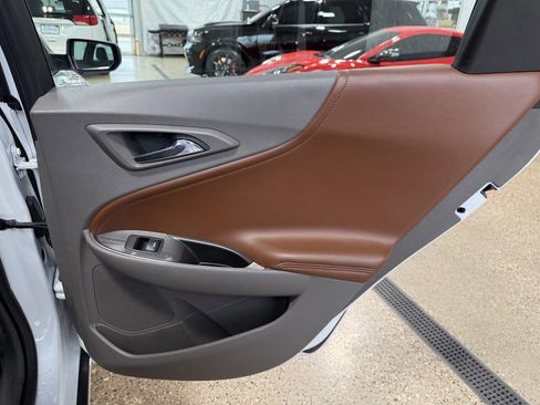 Used 2016 Chevrolet Malibu LT w/ Leather Package image 26