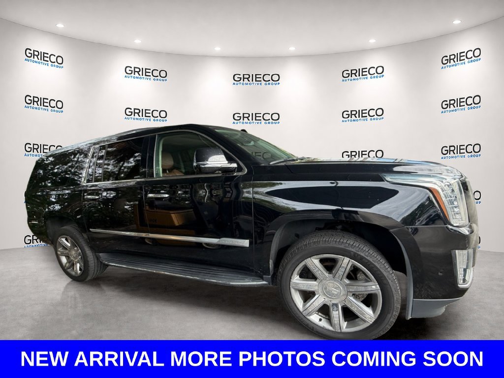 Used 2020 Cadillac Escalade ESV Luxury RWD image 6