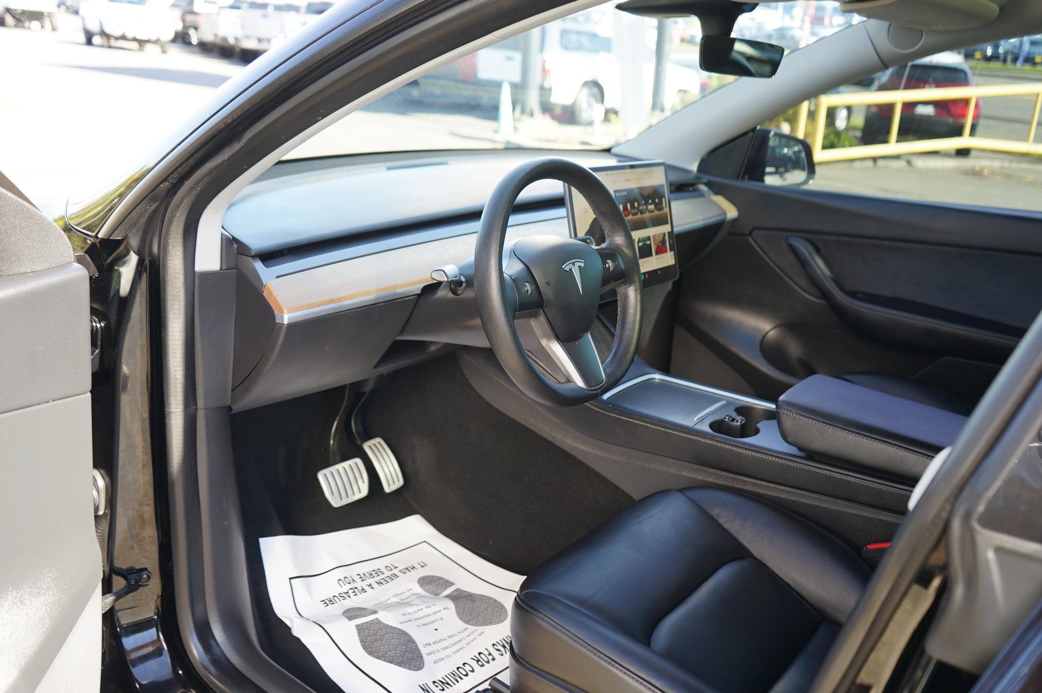 Used 2022 Tesla Model Y Performance AWD/4WD image 12