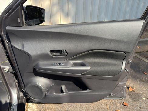Used 2024 Nissan Kicks S FWD image 37