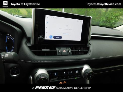 Used 2025 Toyota RAV4 XLE Premium image 10