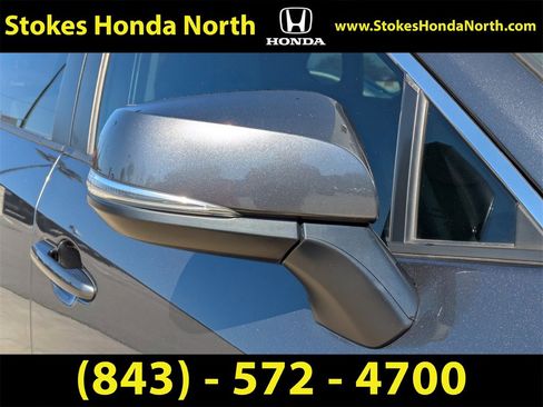 Used 2022 Toyota RAV4 XLE Premium image 12