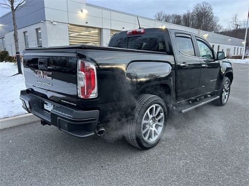 Used 2021 GMC Canyon Denali image 8