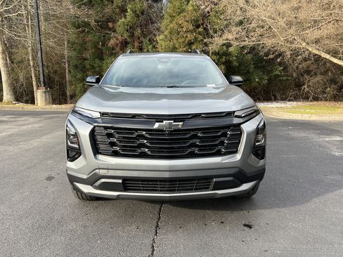 New 2026 Chevrolet Equinox LT w/ Convenience Package II image 3