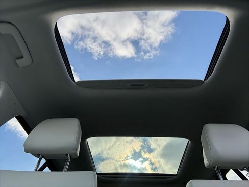 Used 2024 Hyundai Santa Fe Calligraphy image 45