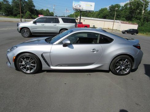Used 2022 Subaru BRZ Premium w/ Popular Package #1 RWD image 7