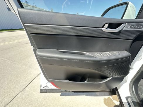 Used 2024 Hyundai Palisade Limited AWD/4WD image 23