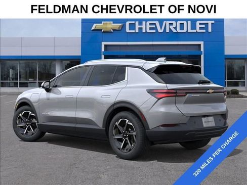 New 2026 Chevrolet Equinox EV LT FWD image 3