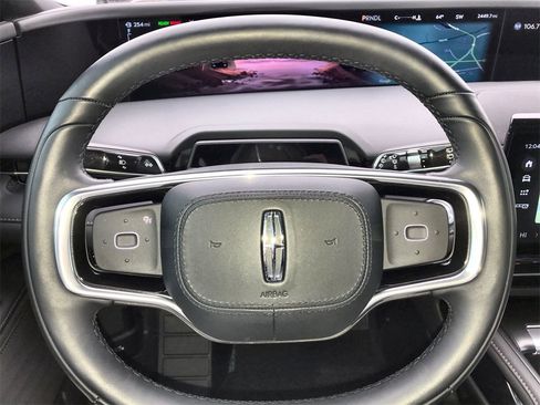 Used 2025 Lincoln Nautilus Premier w/ Jet Appearance Package image 14