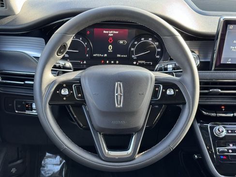 Used 2022 Lincoln Corsair FWD image 7