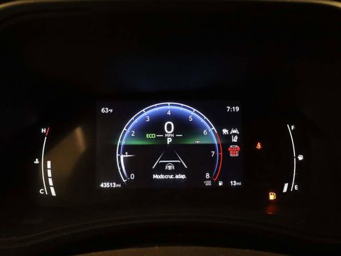 Used 2025 Toyota Grand Highlander FWD image 5