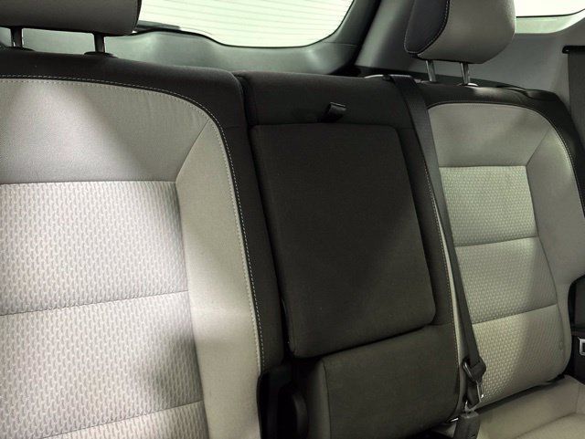 Used 2024 GMC Terrain SLE FWD image 24