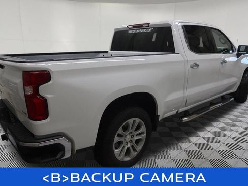 Used 2023 Chevrolet Silverado 1500 LTZ w/ Z71 Off-Road Package AWD/4WD image 8