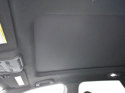 Certified 2024 Cadillac XT5 Premium Luxury w/ LPO, Floor Liner Package image 21