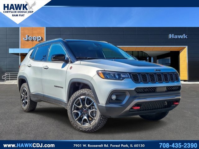 Used 2025 Jeep Compass Trailhawk AWD/4WD image 1