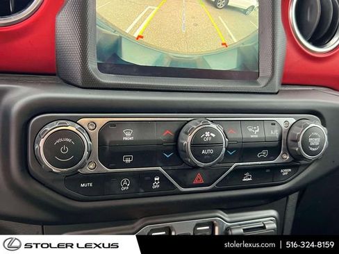 Used 2021 Jeep Wrangler Unlimited Rubicon image 31