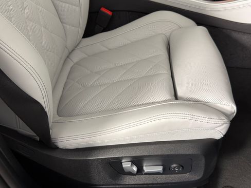 New 2026 BMW X5 sDrive40i w/ M Sport Package image 33