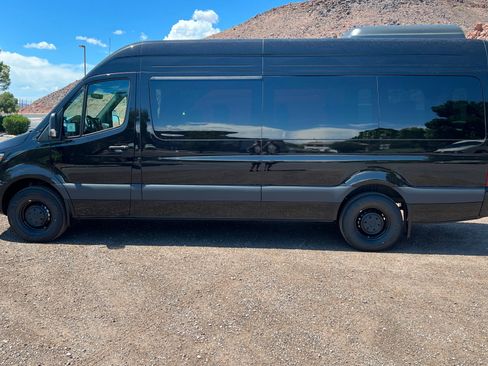 New 2026 Mercedes-Benz Sprinter 2500 image 2