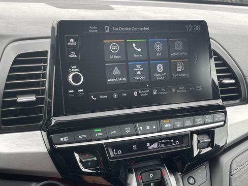 Used 2025 Honda Odyssey Sport-L image 27