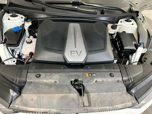 Used 2023 Kia EV6 Wind w/ Wind Technology Package AWD/4WD image 35