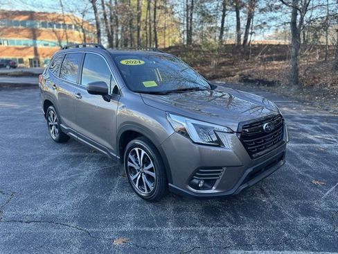 Used 2024 Subaru Forester Limited image 3