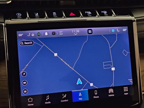 Used 2022 Jeep Grand Cherokee Summit w/ Luxury Tech Group V image 19